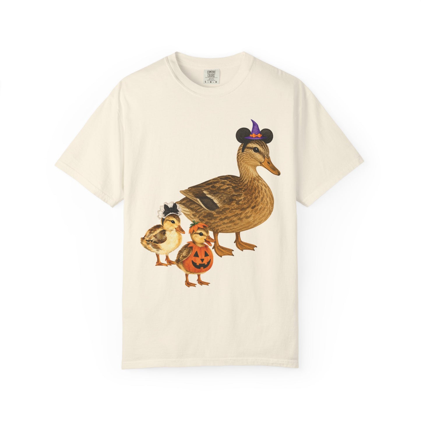 'HALLOWEEN PARK DUCKS' - TEE